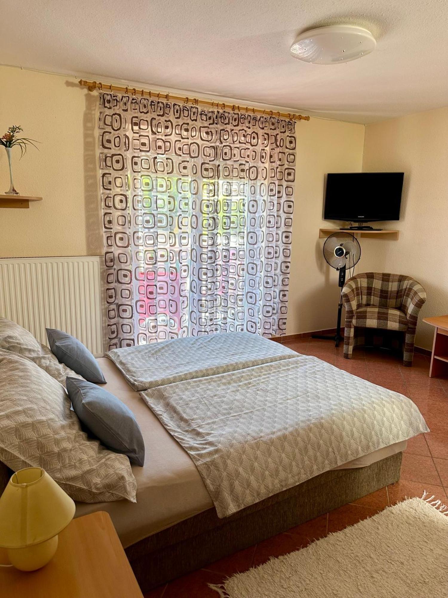 Judit Apartments Hévíz المظهر الخارجي الصورة